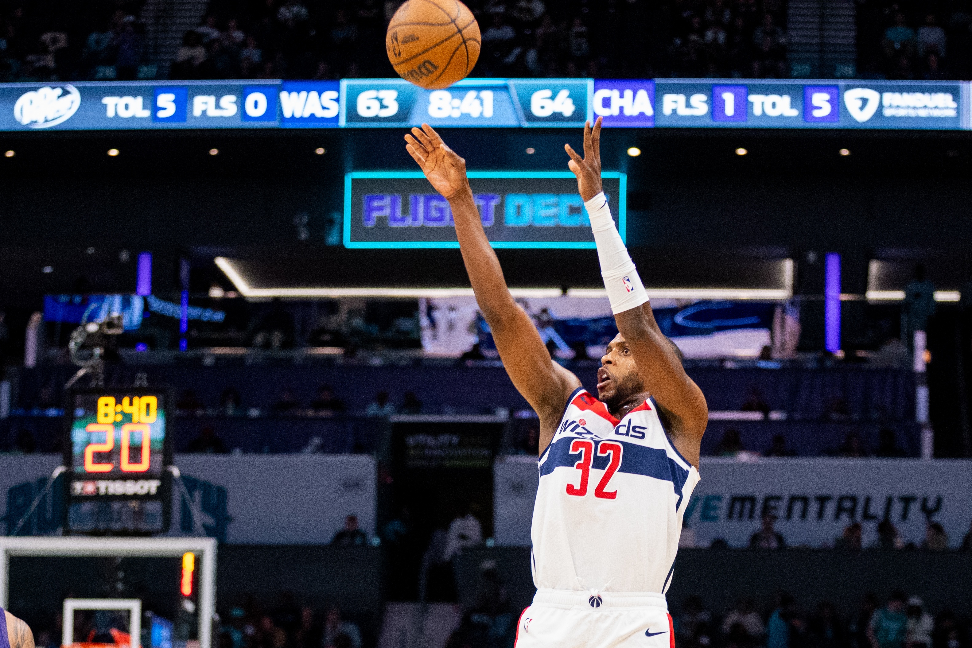 奇才客场, 上班, 有几个是穿 奇才客场, 上班, 有几个是穿